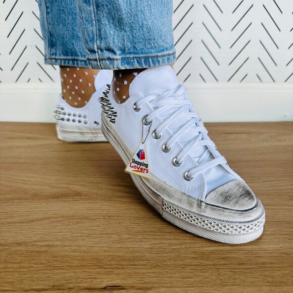 ⭐Rare Converse Chuck 70 Stud Low Edge 7 Women Shoes Sneakers White Punk A07208C⭐ - Picture 4 of 13